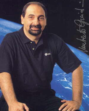 Umberto Guidoni Autographs